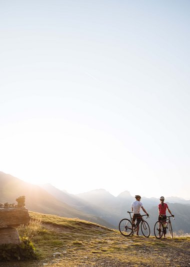 Ihr Hotel mit beheiztem Außenpool in Südtirol Ihr Hotel mit beheiztem Außenpool in Südtirol