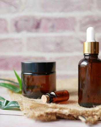 Ihr Hotel mit beheiztem Außenpool in Südtirol Ihr Hotel mit beheiztem Außenpool in Südtirol