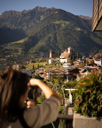 Ihr Hotel mit beheiztem Außenpool in Südtirol Ihr Hotel mit beheiztem Außenpool in Südtirol