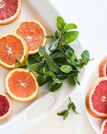 Ihr Hotel mit beheiztem Außenpool in Südtirol Ihr Hotel mit beheiztem Außenpool in Südtirol